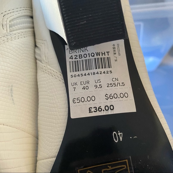 White croc heeled booties - Picture 4 of 4